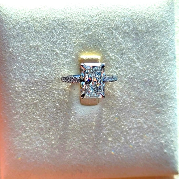 Platinum 3.7ct G VVS2 Lab Radiant Diamond Ring with Side Lab Diamond