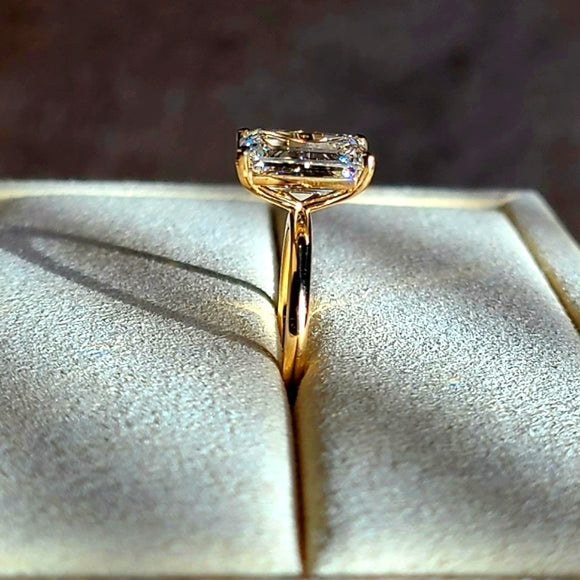 Solid 14k Gold 4ct F VS2 Lab Emerald Cut Diamond Ring