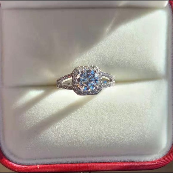 1 Carat Moissanite Sterling Silver Ring Halo main image 0