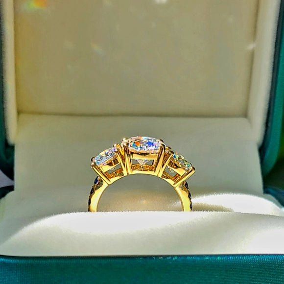 Solid 18k Gold 4.5tcw Round Moissanite Ring with Side Blue