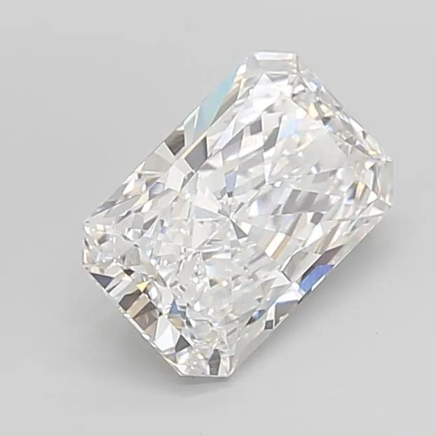 2.37ct Radiant Lab Grown Diamond (Colour E, Clarity VVS2, GIA Certified)