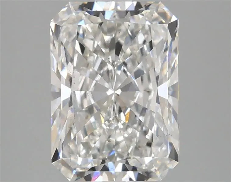 2.79ct Radiant Lab Grown Diamond (Colour G, Clarity VS2, IGI Certified)