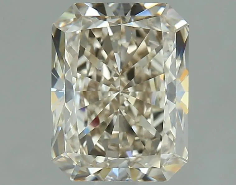 2.01ct Radiant Natural Diamond (Colour M, Clarity VVS2, GIA Certified)
