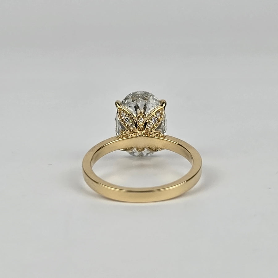 Solid 18k Gold 4ct F VS1 Lab Oval Diamond Ring and Matching Band