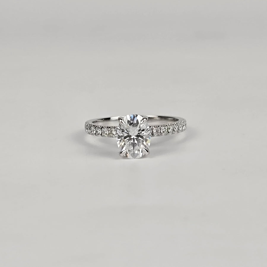 Solid 14k Gold 1.5ct Oval Moissanite Ring with Side Stone Diamonds(OV611)