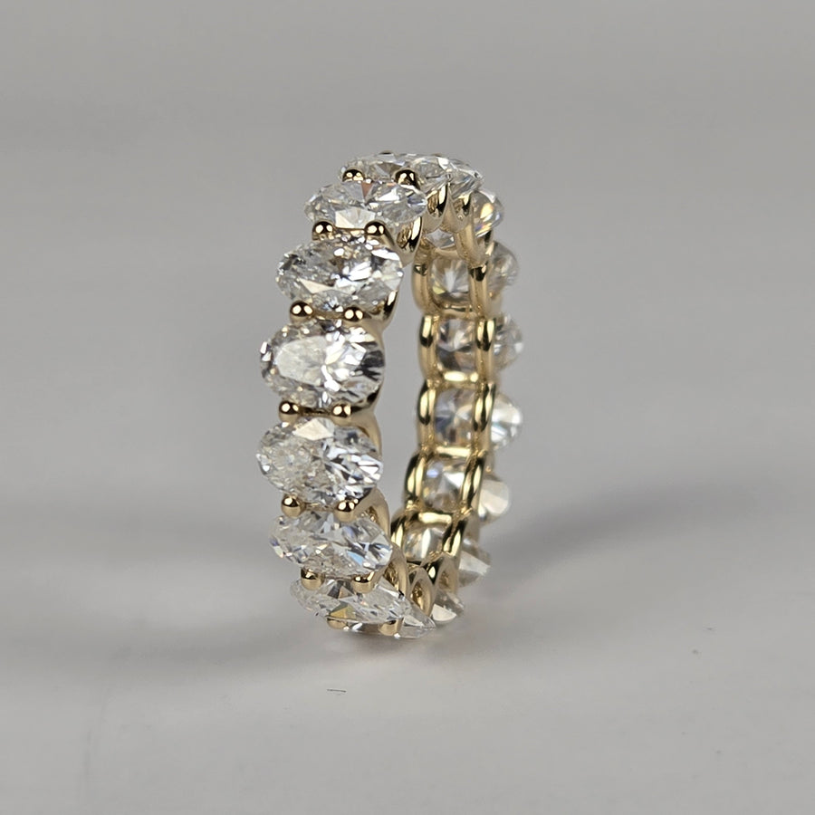 Solid 14k Gold 4×6mm D VVS1 Oval Moissanite Eternity Band