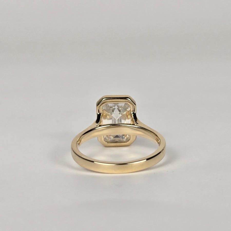 Solid 14k Gold 2.7ct F VS1 Lab Diamond Emerald Ring, Bezel Setting(EM806)