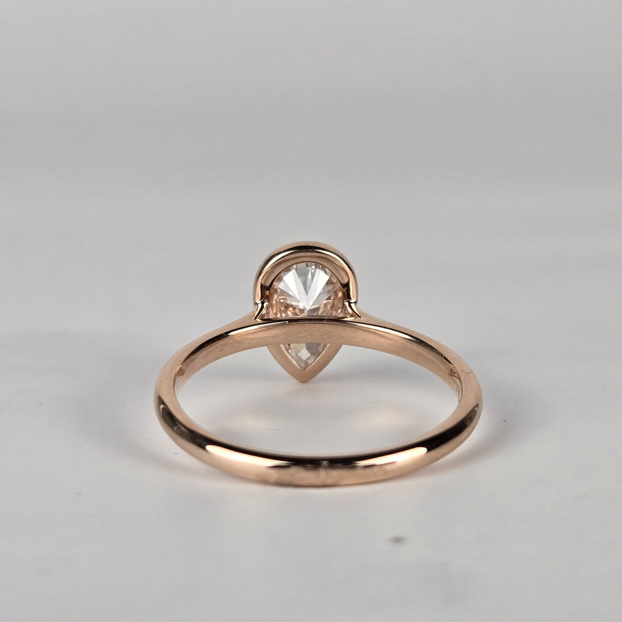 Solid 14k Gold 1.2ct E VVS2 Pear Lab Diamond Ring Bezel Setting
