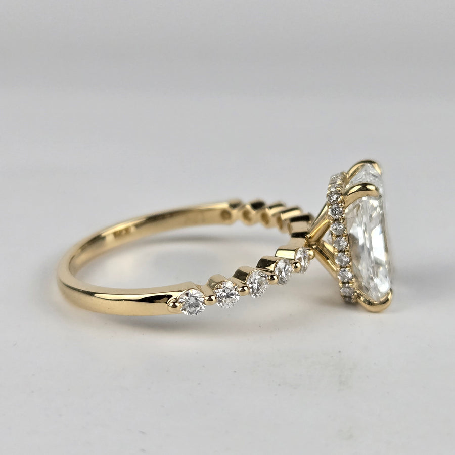 Solid 14k Gold 2.5ct D VVS1 Lab Diamond Radiant Ring with Lab Diamond Side and Hidden Halo(RD841)