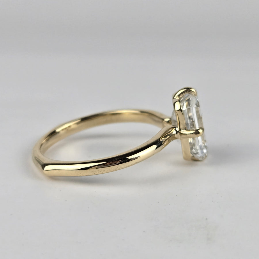 Solid 14k Gold 2.5ct E VVS2 Lab Diamond Emerald Ring, 2mm Wide Band, Euro Shank, North/South Prongs
