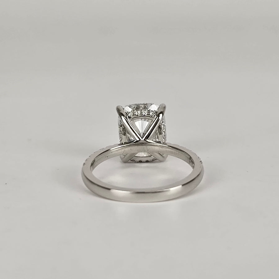 Platinum 3.5ct G VVS2 Lab Diamond Cushion Ring with Lab Diamond Side and Hidden Halo(CU812)