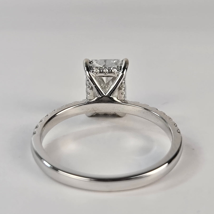 Solid 18k Gold 2.5ct (G VS1) Lab Radiant Diamond Ring with Side and Hidden Halo Lab Diamond(RD808)