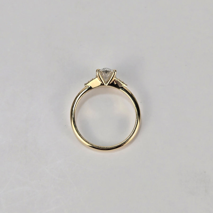 Solid 14k Gold 1ct F VS1 Oval Lab Diamond Ring with Lab Diamond Side Stone Cluster