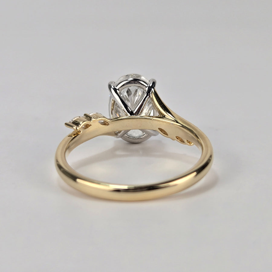 Solid 18k White and Yellow Gold 2.5ct F VVS2 Lab Oval Diamond Ring with Side Lab Marquise Diamond(OV816)