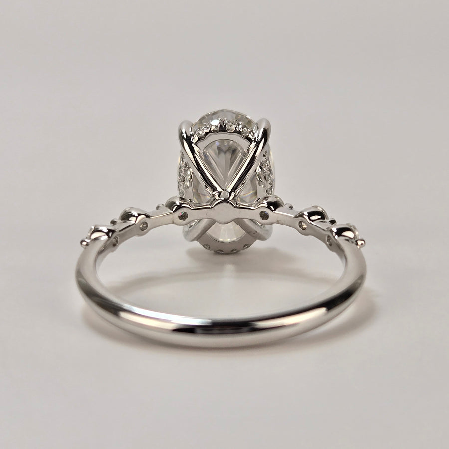 Solid 14k Gold 4.5ct Oval Moissanite Ring with Side & Hidden Halo Stones(OV616)