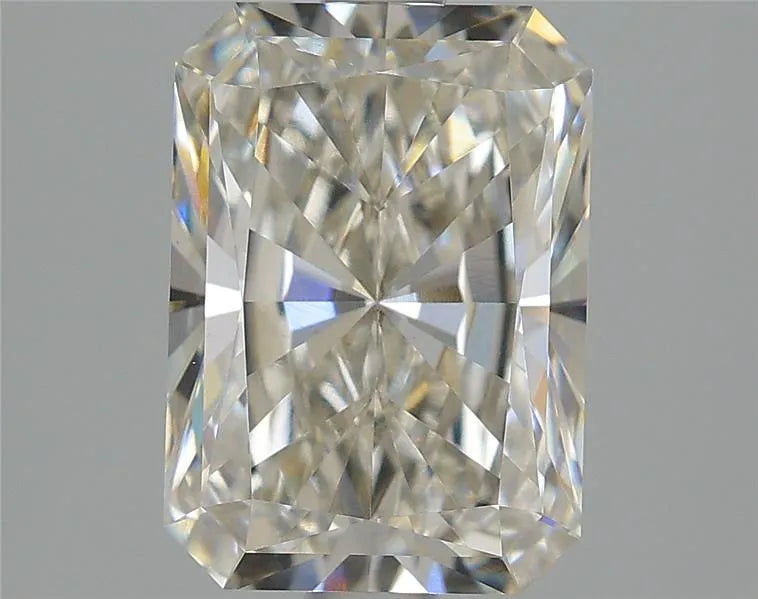 2.24ct Radiant Lab Grown Diamond (Colour H, Clarity VS1, IGI)