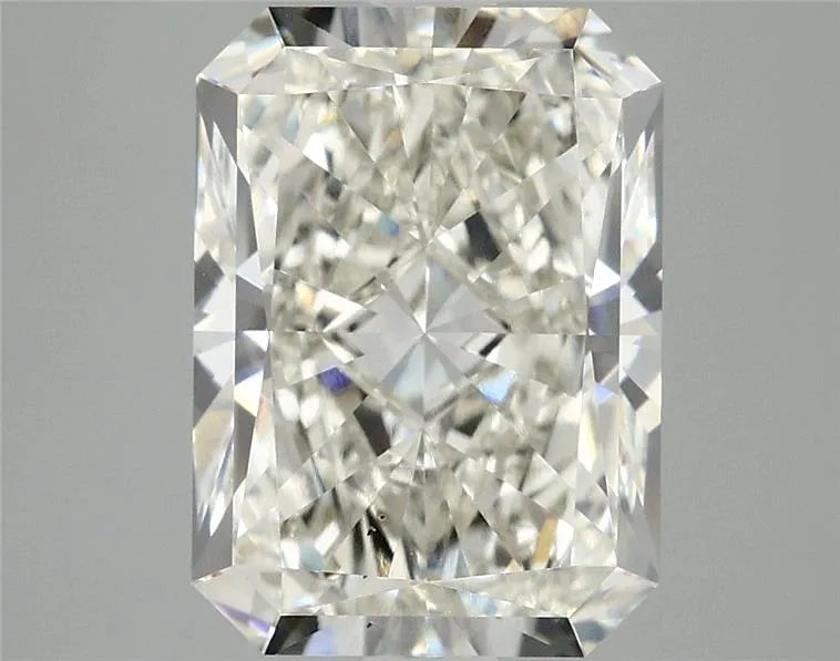 4.02ct Radiant Lab Grown Diamond (Colour H, Clarity VS2, IGI Certified)
