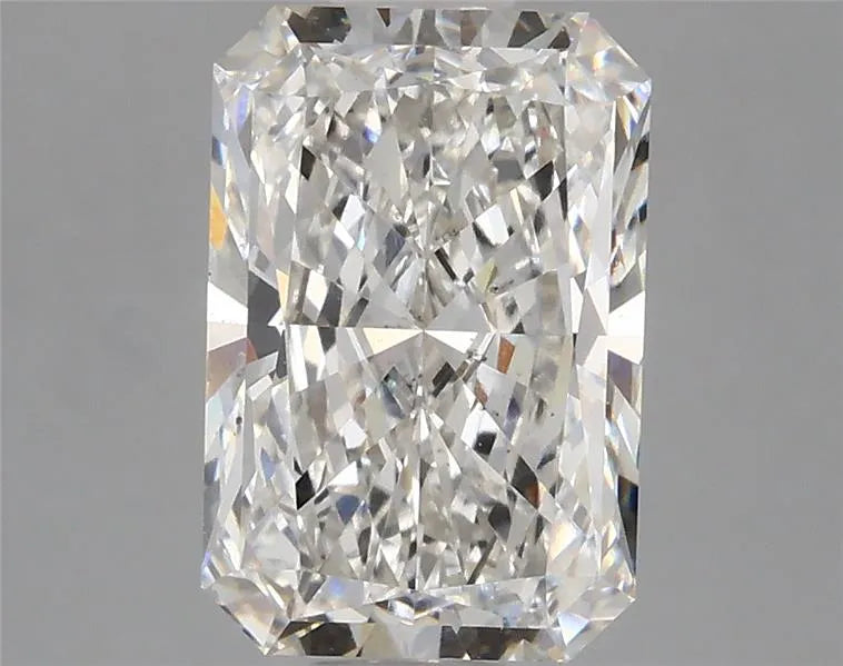 2.88ct Radiant Lab Grown Diamond (Colour G, Clarity VS2, IGI Certified)