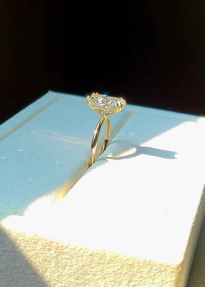 Solid 14k Gold  2.5ct E VVS2 Lab Radiant Diamond Ring