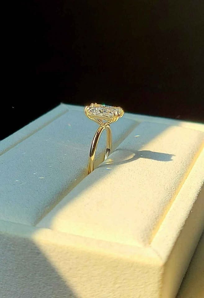 Solid 14k Gold  2.5ct E VVS2 Lab Radiant Diamond Ring