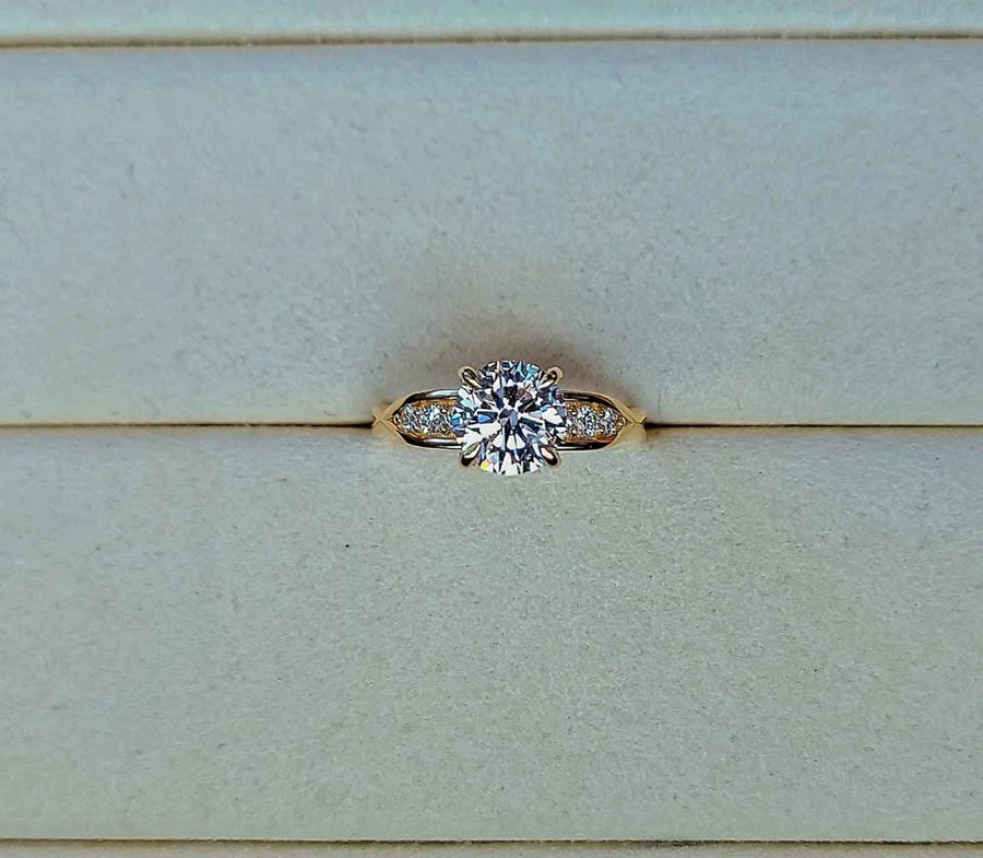 solid 18k gold 1.5ct d vvs2 lab round diamond ring with side and hidden halo lab diamond