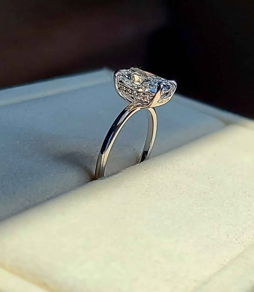 Solid 14k Gold 2.5ct E VS1 Lab Cushion Diamond Ring with Hidden Halo Lab Diamond