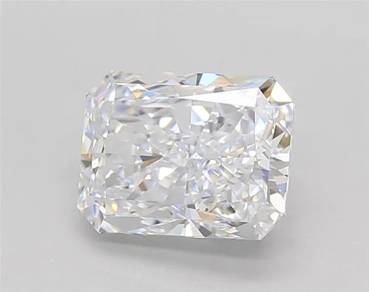 1.76 Carats RADIANT Diamond