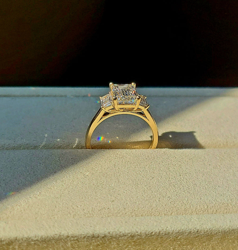 solid 14k gold 2ct f vs1 lab emerald cut diamond ring with side lab emerald cut diamond