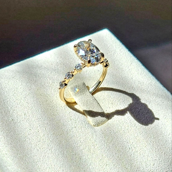 Solid 14k Gold 2.02ct (F VS1) Lab Oval Diamond Ring with Side Lab Diamond