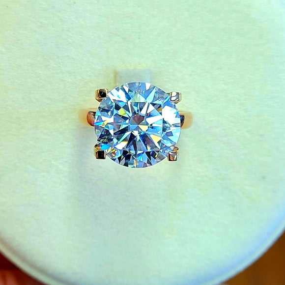 Solid 10k Gold 10ct Moissanite Ring