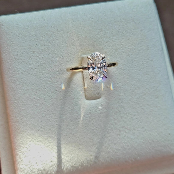 Solid 14k Gold 1.8ct (E VS1) Lab Oval Diamond Ring