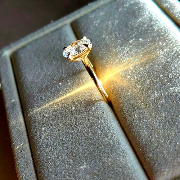 Solid 14k Gold 1.5ct (E VS1) Lab Oval Diamond Ring