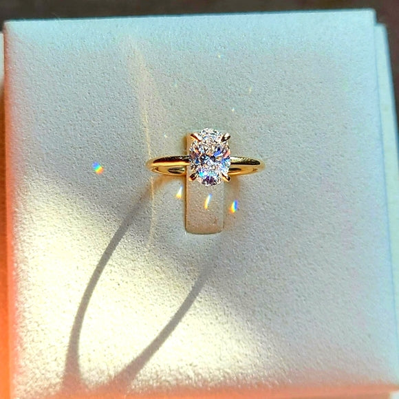 Solid 14k Gold 1.5ct (E VS1) Lab Oval Diamond Ring