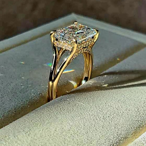 Solid 14k Gold 4.1ct E VVS2 Lab Radiant Diamond Ring with Hidden Halo and hidden bridge Lab Diamond