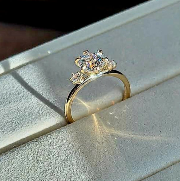 Solid 14k Gold 1.2ct D VVS2 Lab Round Diamond Ring with Side Lab Diamond