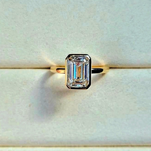 Solid 14k Gold 2.7ct F VS1 Lab Emerald Cut Diamond Ring