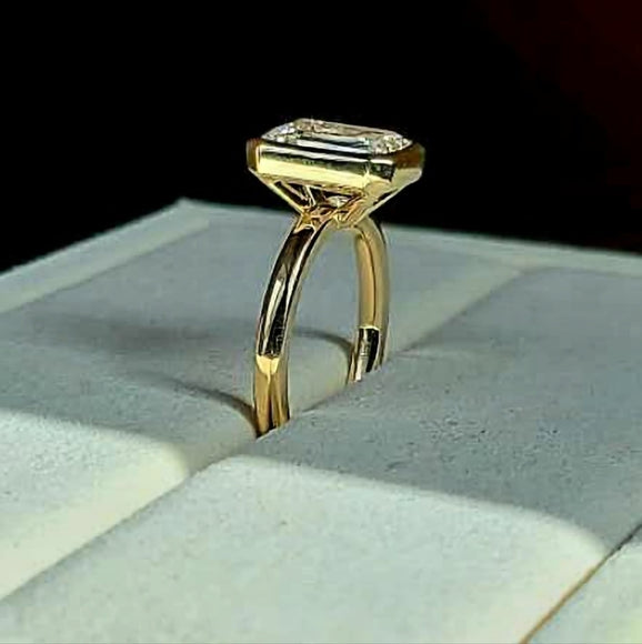 Solid 14k Gold 2.7ct F VS1 Lab Emerald Cut Diamond Ring