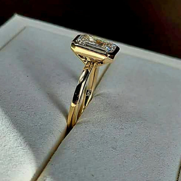 Solid 14k Gold 2.7ct F VS1 Lab Emerald Cut Diamond Ring