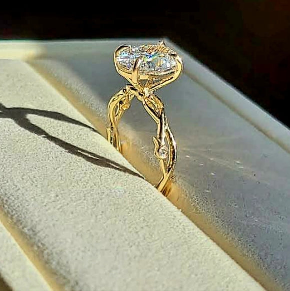 Solid 14k Gold 2.5ct E VS1 Lab Oval Diamond Ring with Side Lab Diamond