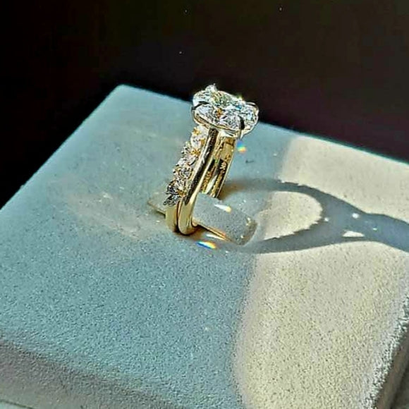 Solid 14k White and Yellow Gold 2ct E VS1 Lab Oval Diamond Ring and matching band