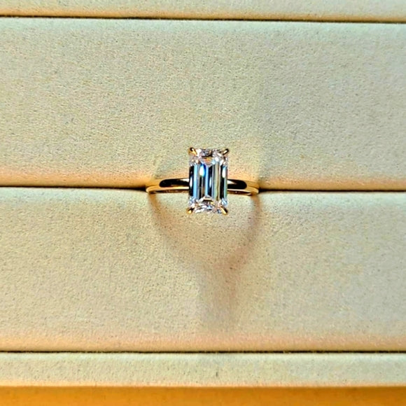 solid 14k gold 6*10mm (3ct ) emerald cut moissanite ring(EM613)