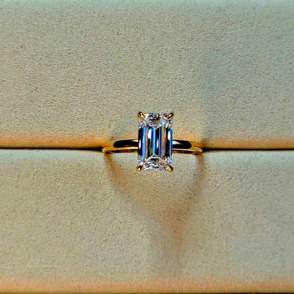 solid 14k gold 6*10mm (3ct ) emerald cut moissanite ring(EM613)