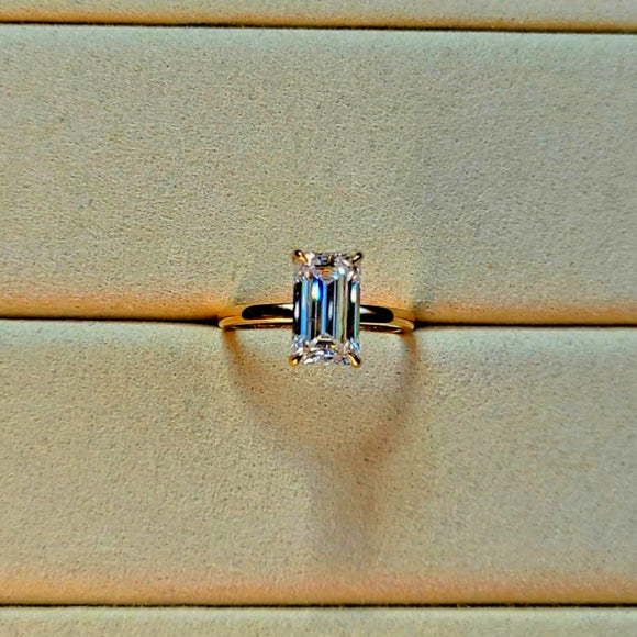 solid 14k gold 6*10mm (3ct ) emerald cut moissanite ring(EM613)