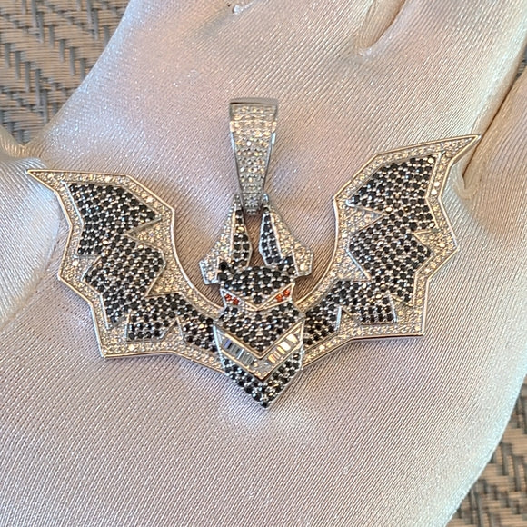 moissanite pendant in sterling silver ( P001)