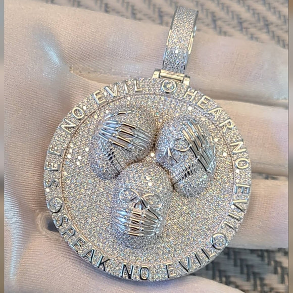 moissanite pendant in sterling silver (P004)
