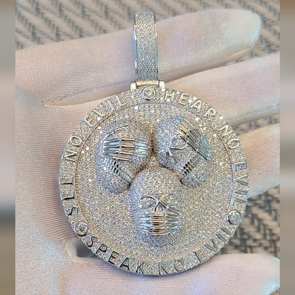 moissanite pendant in sterling silver (P004)