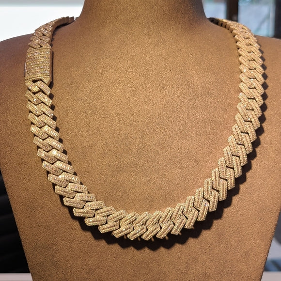 15mm baguette/round moissanite prong cuban chain