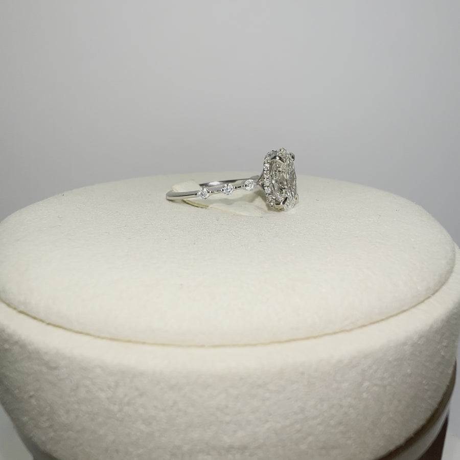 Solid 14k Gold 1.8ct G VS1 Lab Oval Diamond Ring with Side and Hidden Halo Moissanite