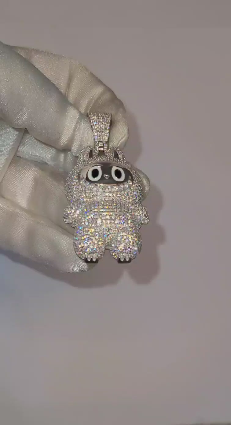 moissanite pendant in sterling silver (P002)