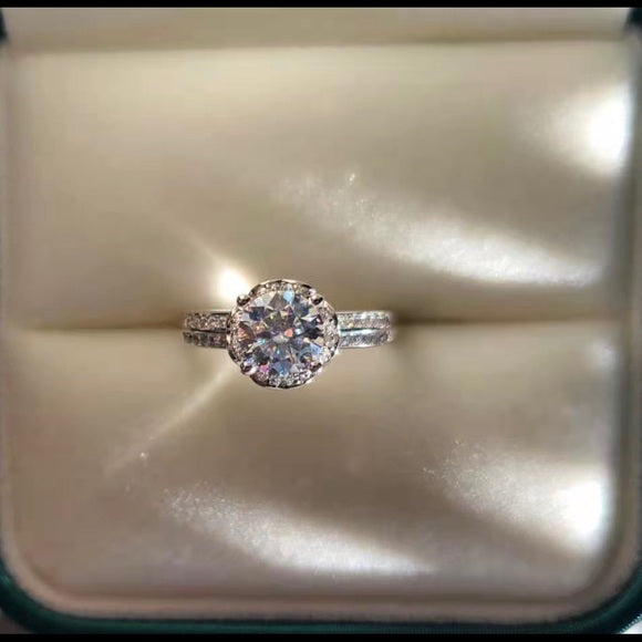 1ct Moissanite Ring with Halo(023)